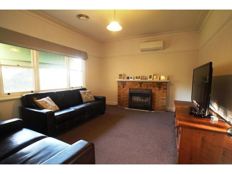 1 Marble Street, Golden Square VIC 3555