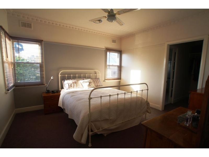 1 Marble Street, Golden Square VIC 3555