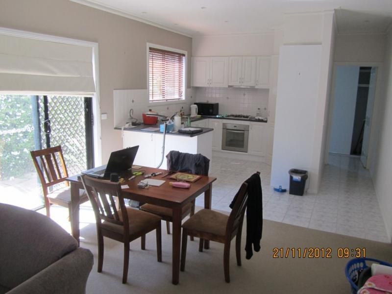 1/82 Sternberg Street, Kennington VIC 3550