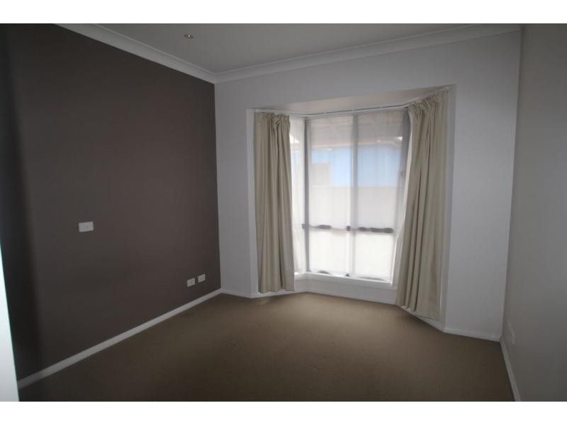 1/82 Sternberg Street, Kennington VIC 3550