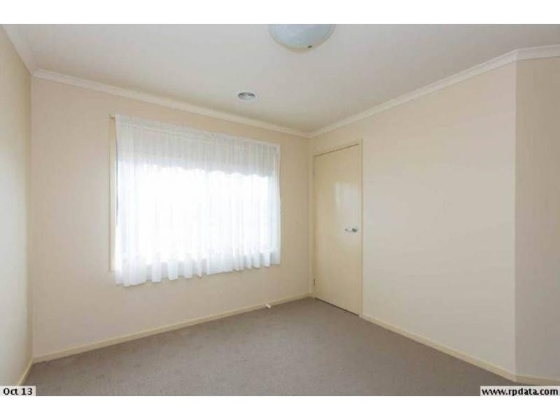 33 Hodgkinson Street, Kennington VIC 3550