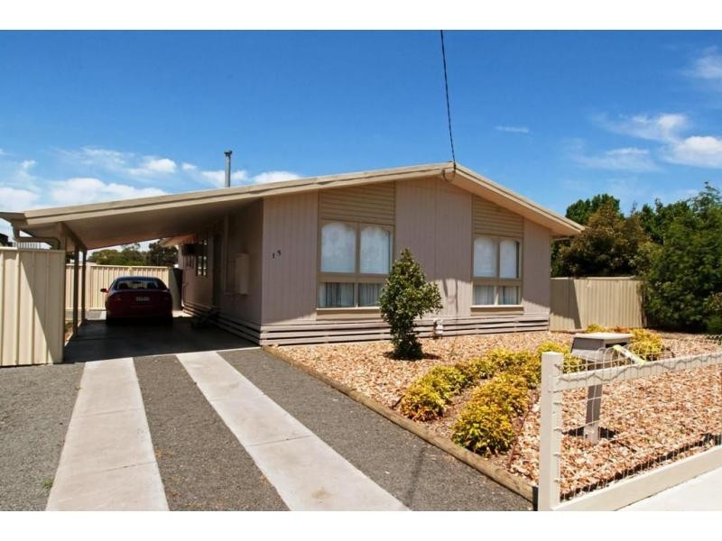 15 Howard Street, Epsom VIC 3551