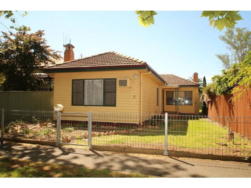8 Marks Street, Bendigo VIC 3550