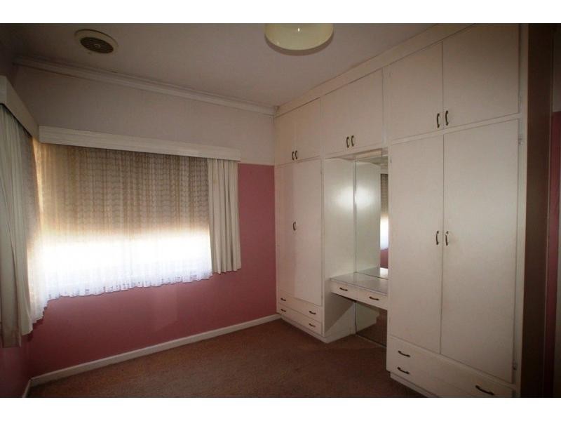 4 Bendigo Crescent, Flora Hill VIC 3550