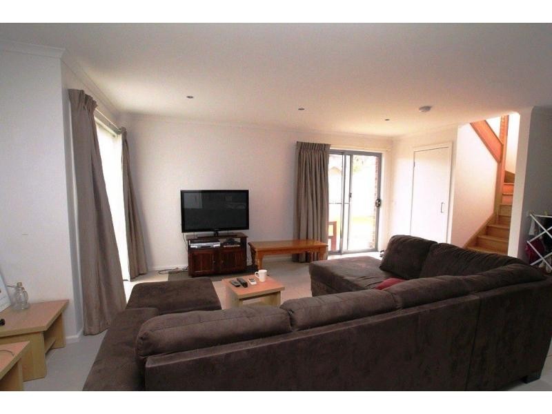 3 Lorne Terrace, Flora Hill VIC 3550