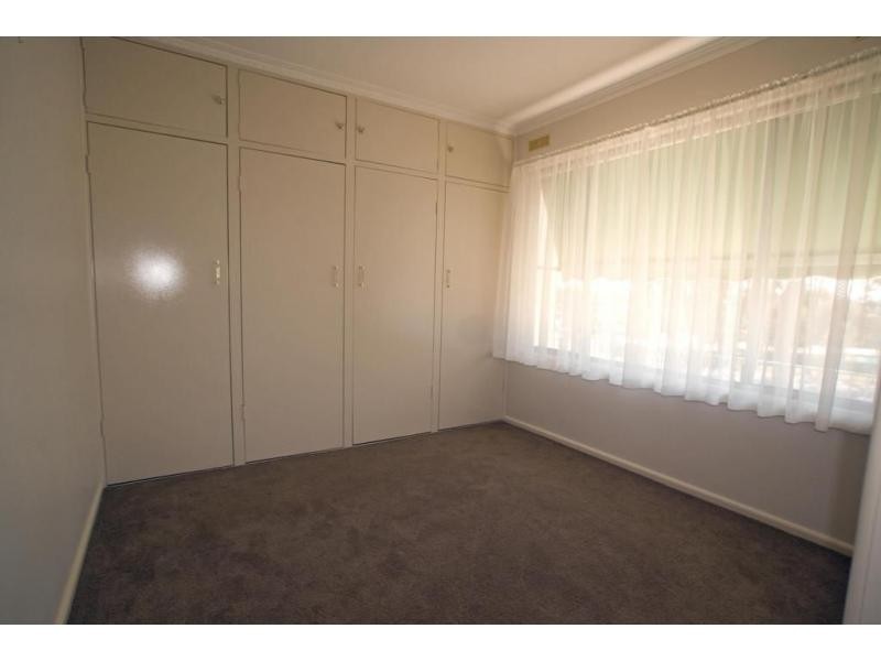 .12 Race Street, Flora Hill VIC 3550