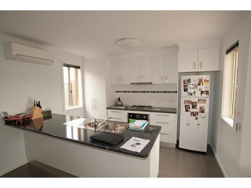2/10a Haggar Street, Eaglehawk VIC 3556