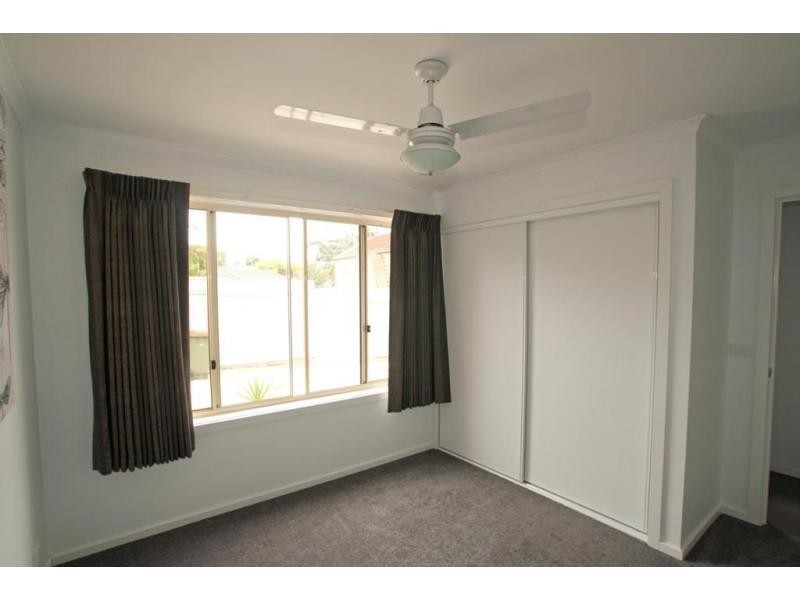 2/10a Haggar Street, Eaglehawk VIC 3556