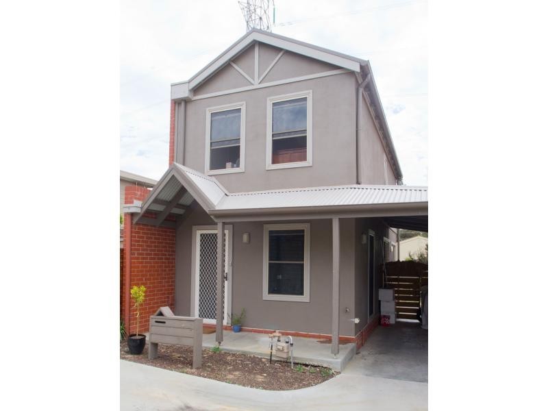 3/7 Caleb Street, Golden Square VIC 3555