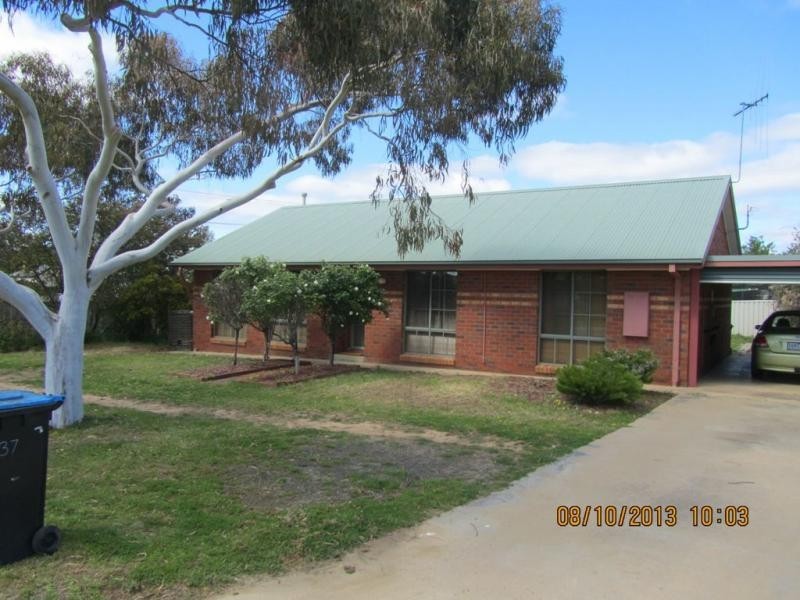 37 Alder Street, Kangaroo Flat VIC 3555