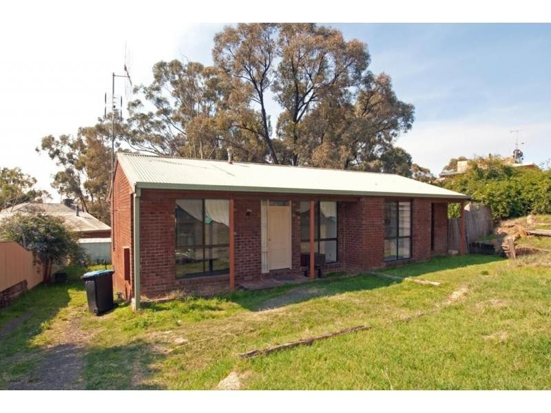 3 Hillview Street, Kennington VIC 3550