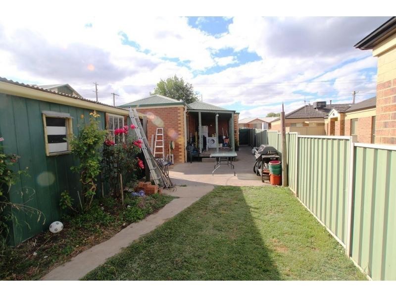 11 Allingham Street, Golden Square VIC 3555