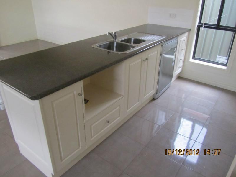 5A Vincent Drive, Kennington VIC 3550