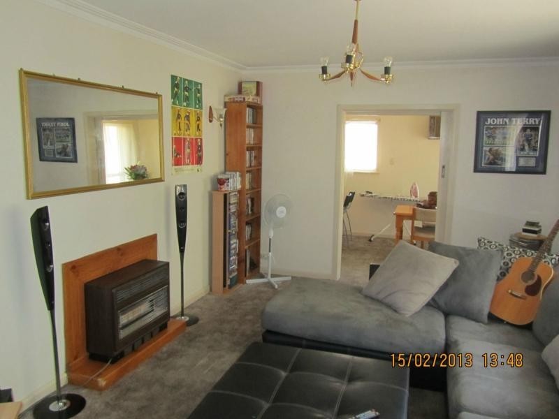 77 Ellis Street, Flora Hill VIC 3550