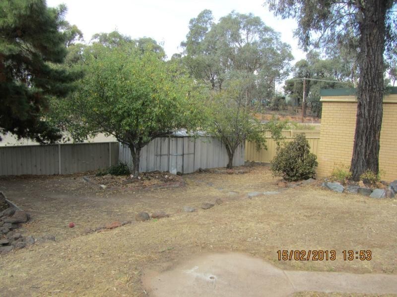 77 Ellis Street, Flora Hill VIC 3550