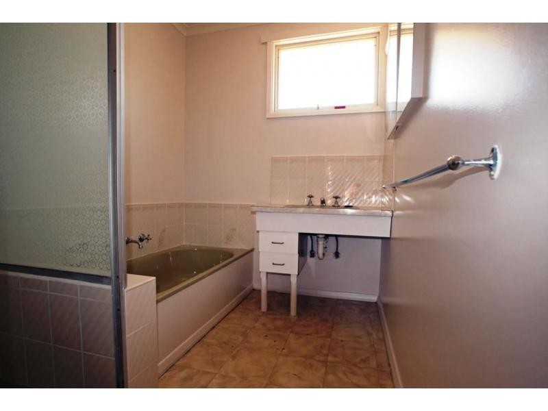 15 Howards Street, Epsom VIC 3551