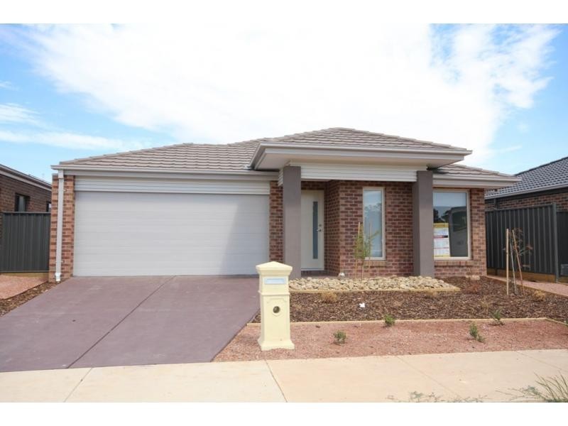 10 Yellowgum Drive, Epsom VIC 3551