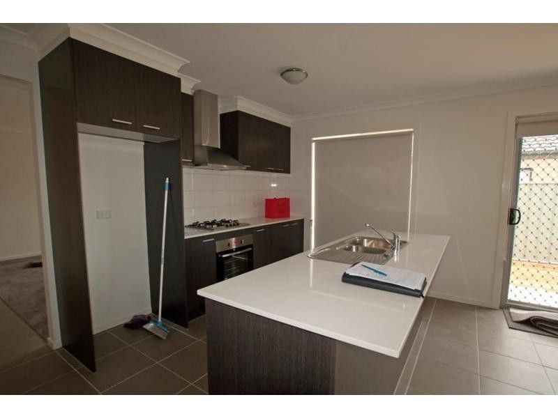 17 Santuary Boulevard, Maiden Gully VIC 3551