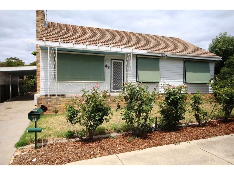 43 Curtin Street, Flora Hill VIC 3550