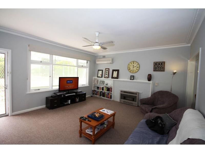 43 Curtin Street, Flora Hill VIC 3550