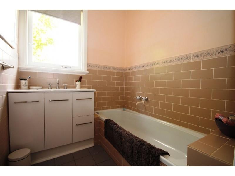 43 Curtin Street, Flora Hill VIC 3550
