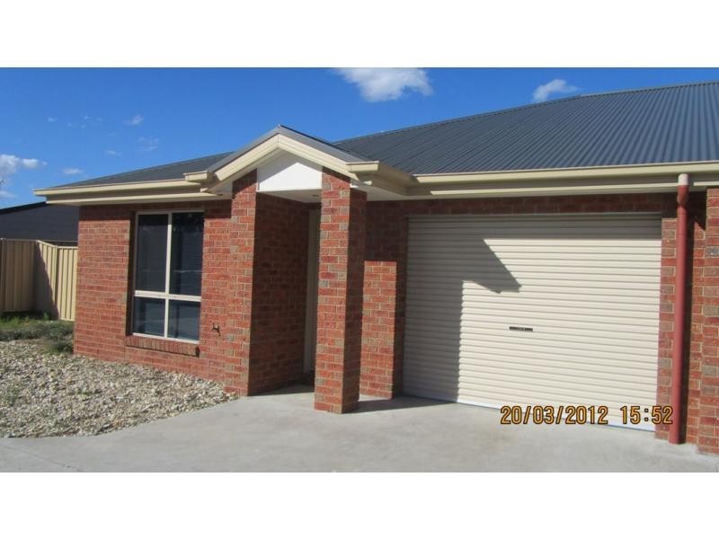 1/5748 Calder Highway, Kangaroo Flat VIC 3555