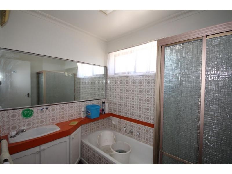 12 Cheriton Drive, Strathdale VIC 3550