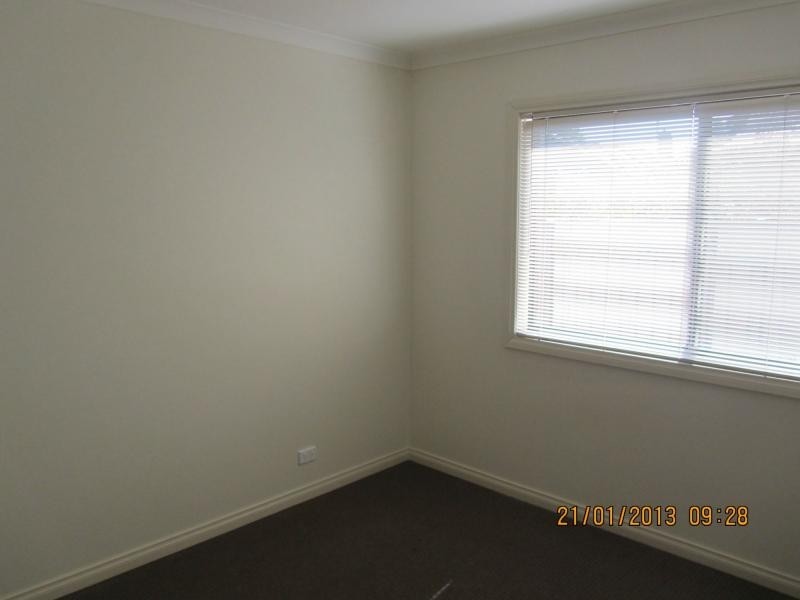 11B Ewing Avenue, Flora Hill VIC 3550