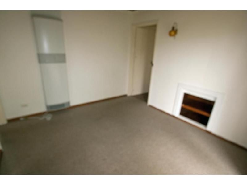 38 Friswell Avenue, Flora Hill VIC 3550