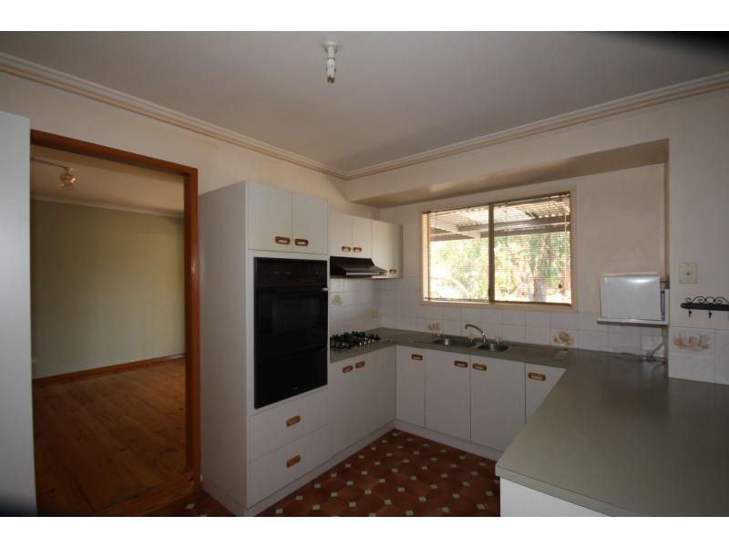 22 Akoonah Drive, Golden Square VIC 3555