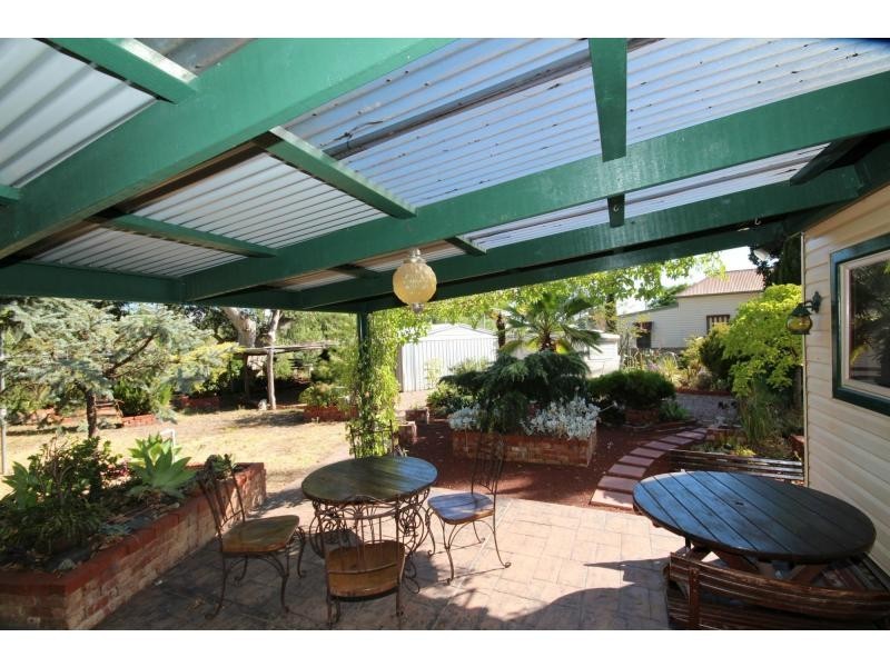 10 Dowding Street, California Gully VIC 3556