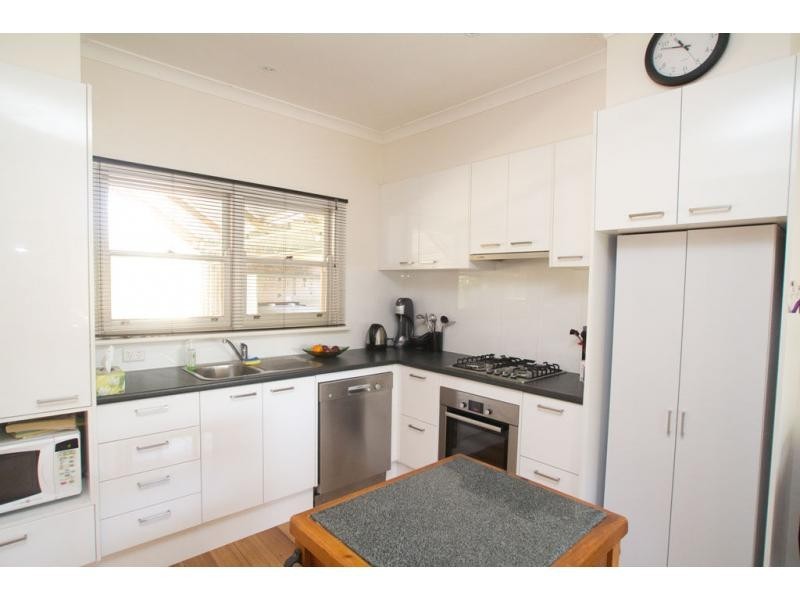 Flora Hill VIC 3550
