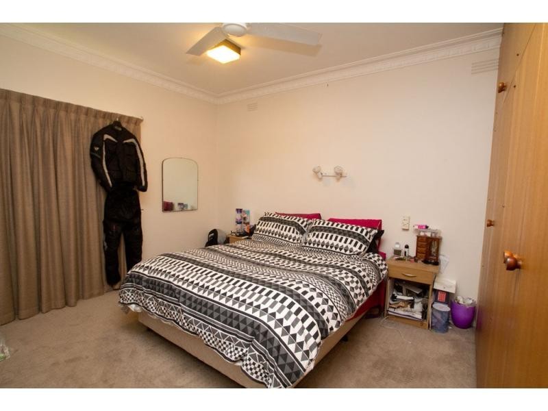 Flora Hill VIC 3550