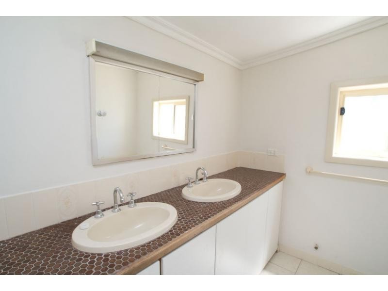 Golden Square VIC 3555