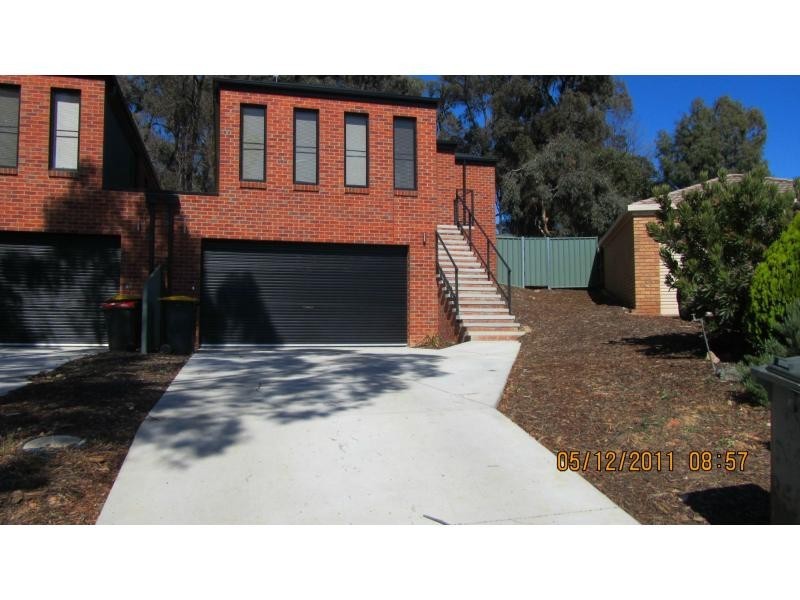 5.b Vincent Drive, Kennington VIC 3550