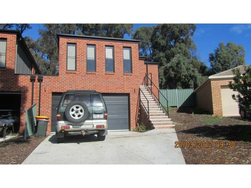 5.b Vincent Drive, Kennington VIC 3550