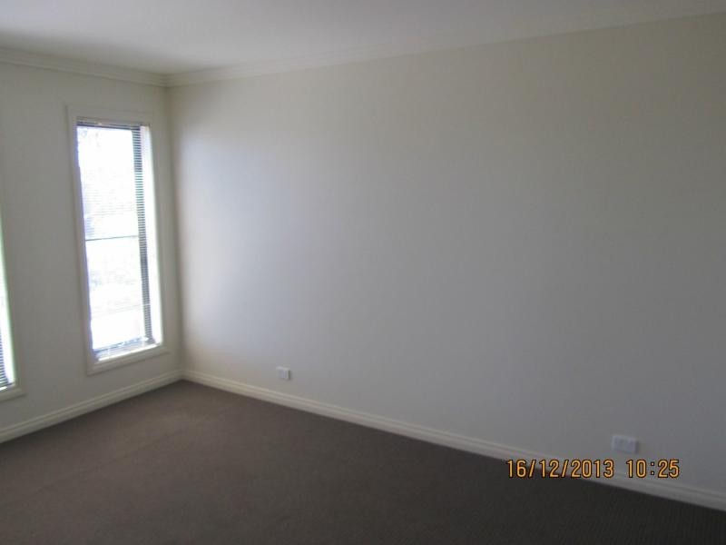 5.b Vincent Drive, Kennington VIC 3550