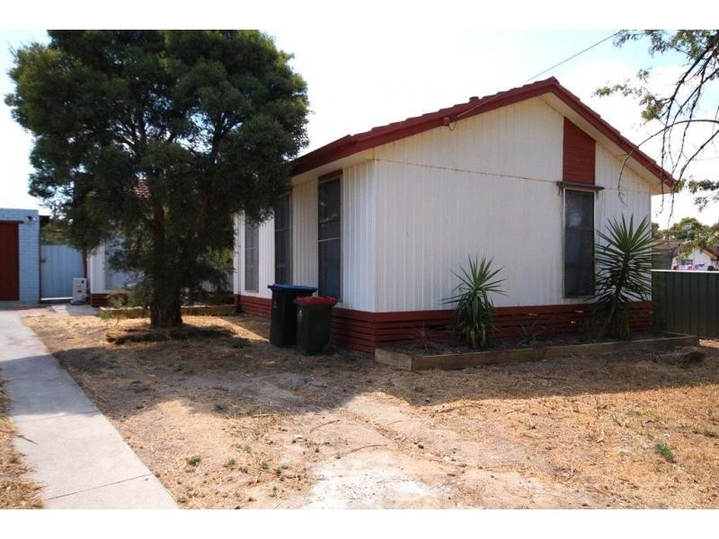 7. Meggs Court, California Gully VIC 3556