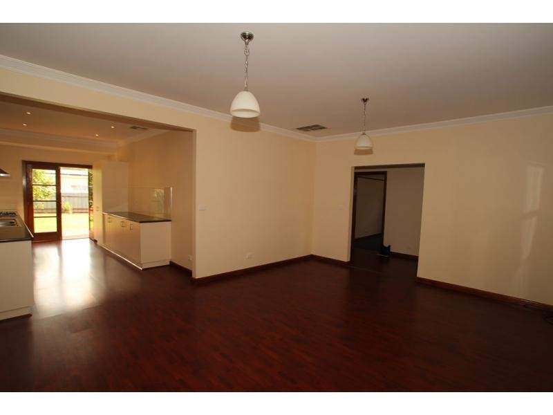 18 Poplar Street, Golden Square VIC 3555