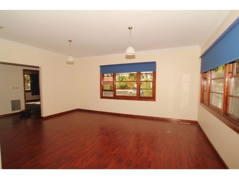 18 Poplar Street, Golden Square VIC 3555