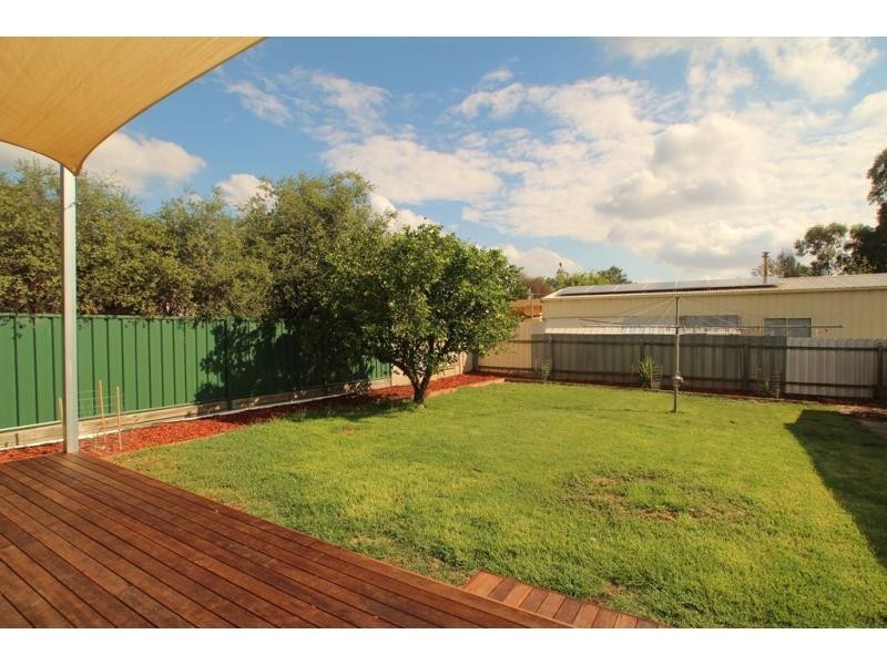 18 Poplar Street, Golden Square VIC 3555