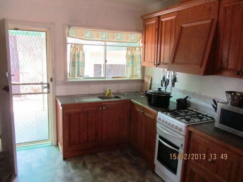 77. Ellis Street, Flora Hill VIC 3550