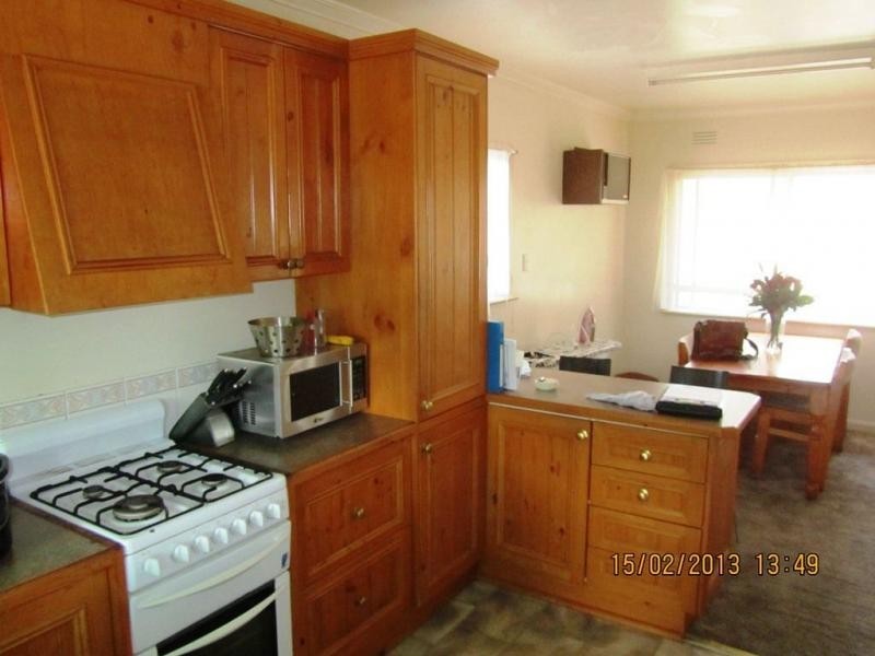 77. Ellis Street, Flora Hill VIC 3550