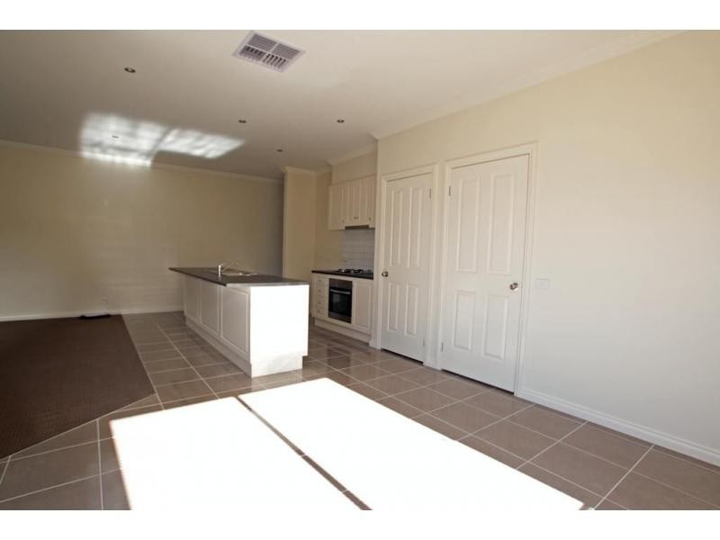55 Bassett Drive, Strathfieldsaye VIC 3551