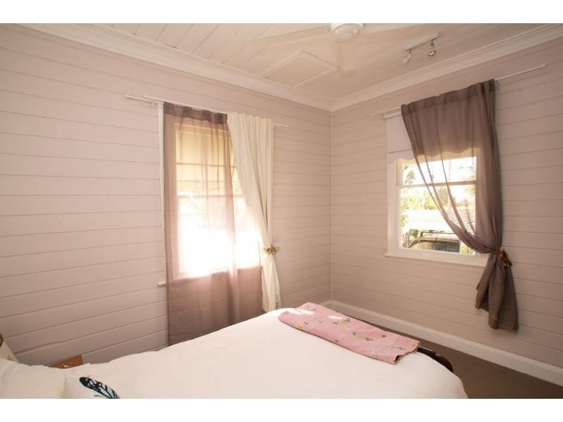 6 Vinton Street, California Gully VIC 3556