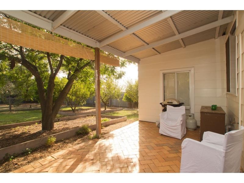 6 Vinton Street, California Gully VIC 3556