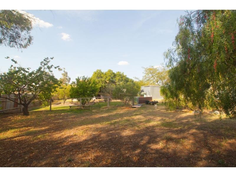 6 Vinton Street, California Gully VIC 3556