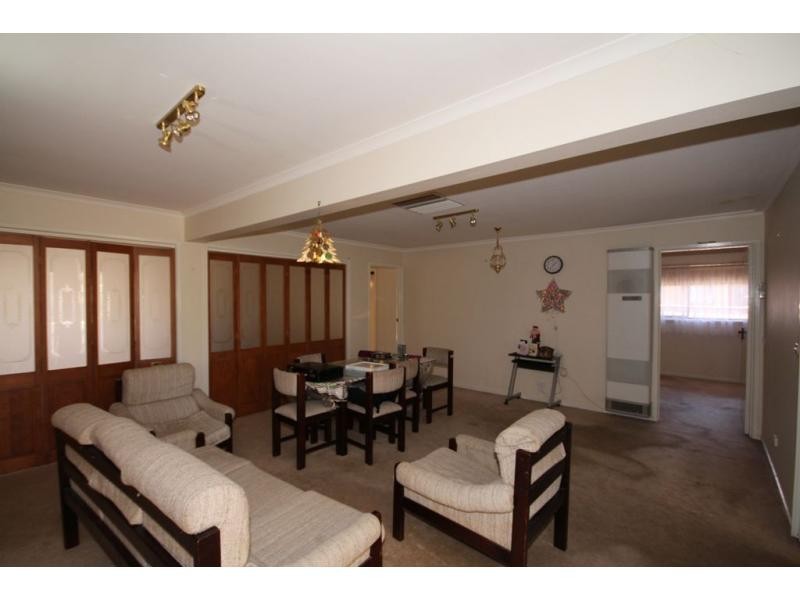 12 Cheriton Drive, Strathdale VIC 3550