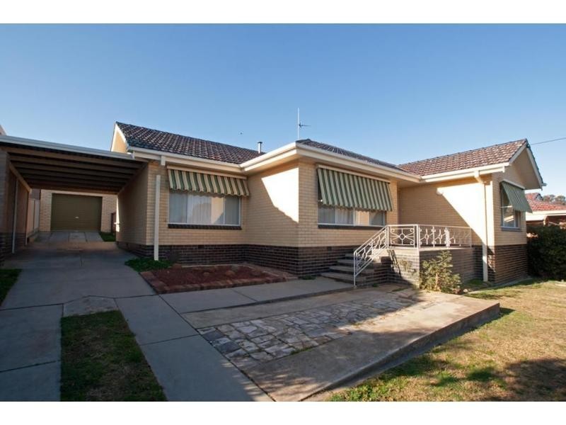 33 Curtin Street, Flora Hill VIC 3550