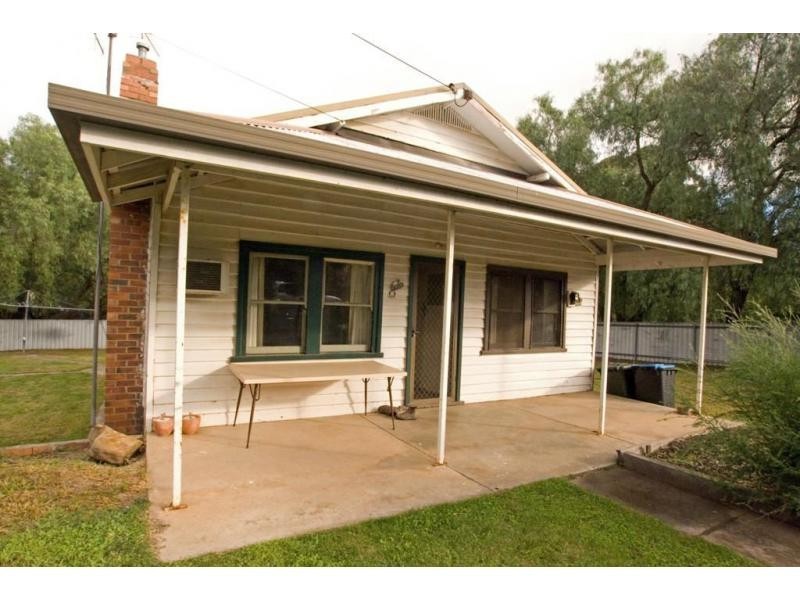 67 Chum Street, Golden Square VIC 3555